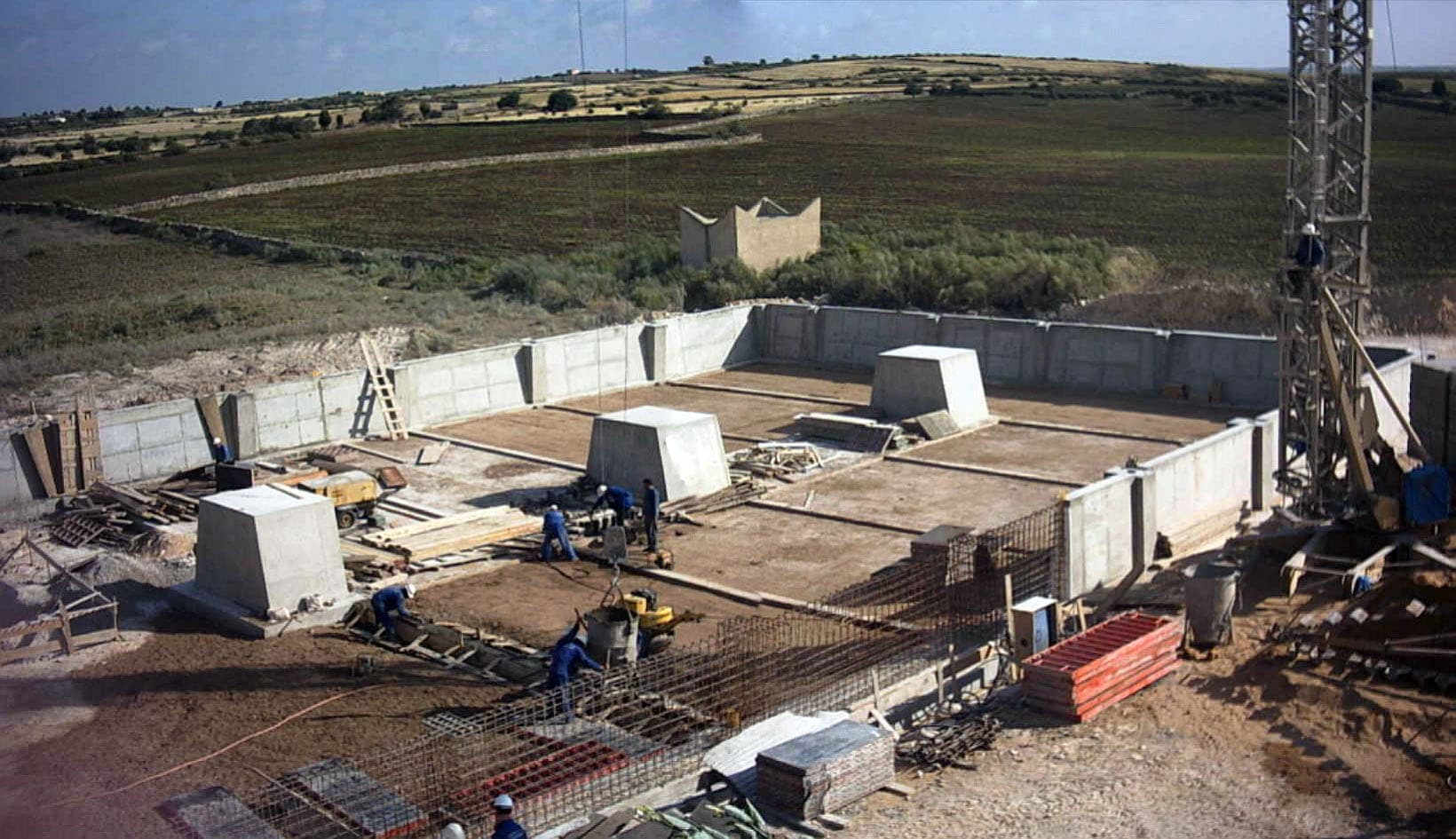 Área de Estoque e Silos